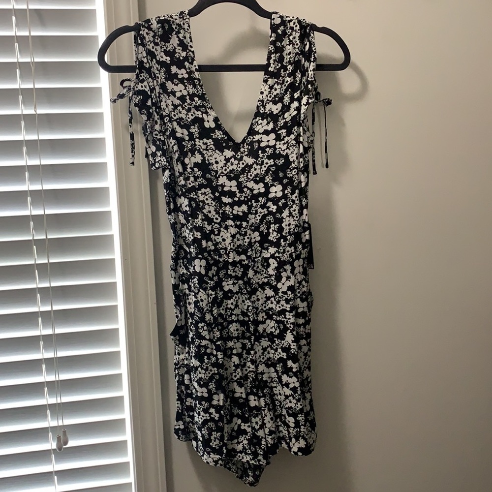 Express, romper, black and white, size 2